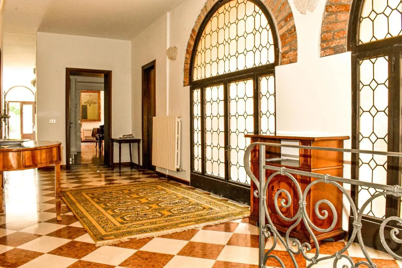 Domus Carla Apartment Venice