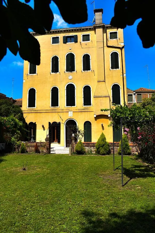 Domus Carla Apartment Venice Italy