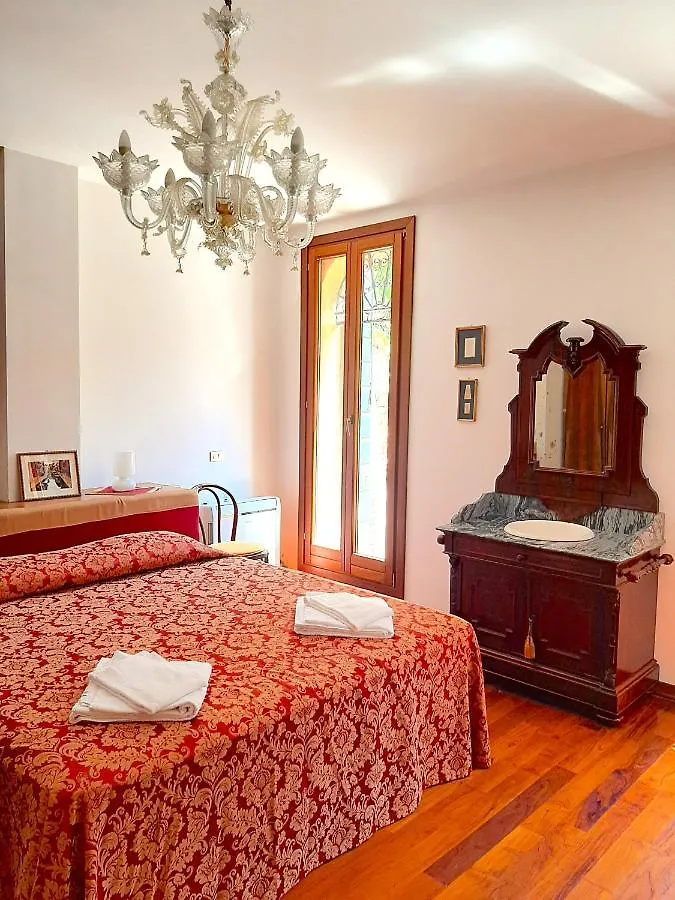 Domus Carla Apartment Venice
