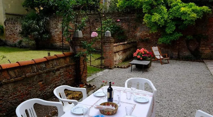 Domus Carla Apartment Venice